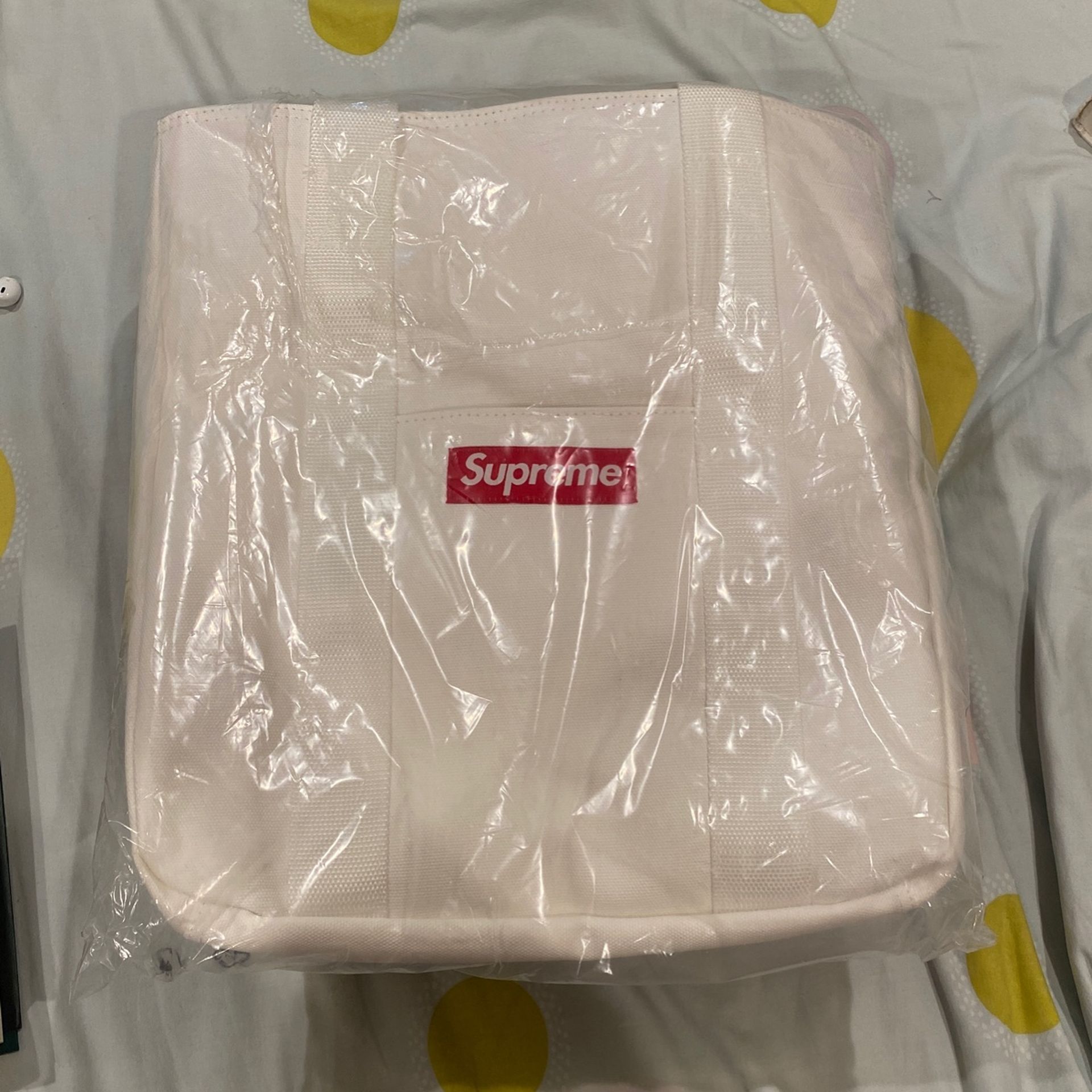 SUPREME TOTE BAG