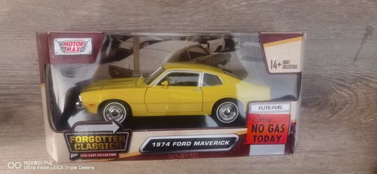 Motor Max 1974 Ford Maverick Die-Cast Model