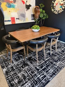 Brand new modern 7 piece set