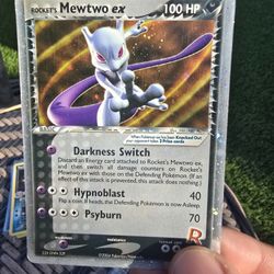Pokémon Rocket's Mewtwo EX 2004