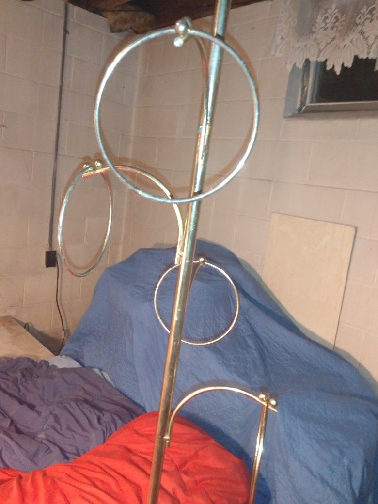 Vintage Four Ringed Towel Rack