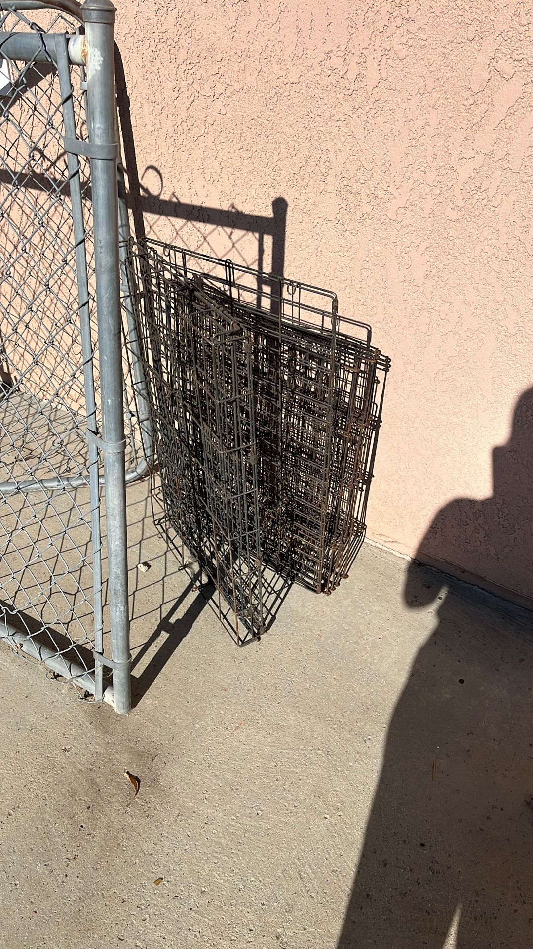 Dog Fence.. Crate Not Sure