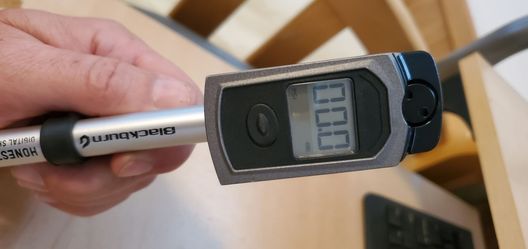 Bike Pump, https://offerup.com/redirect/?o=ZGlnaXRhbC5ORVc=