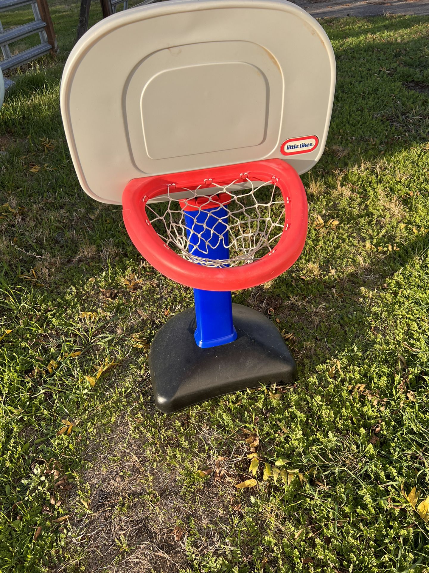 Toddle Basketball Hoop