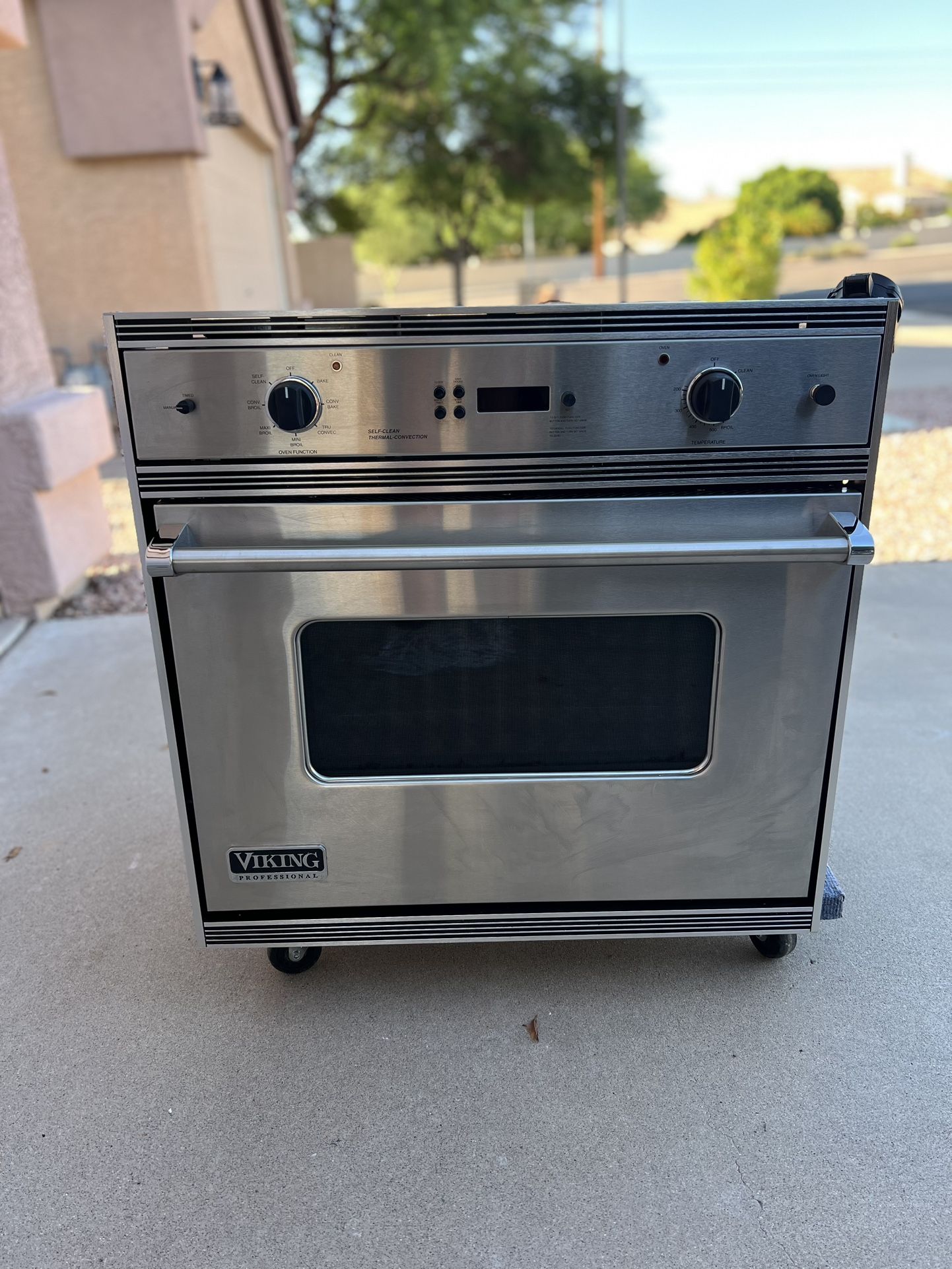 Viking Professional Built In Oven