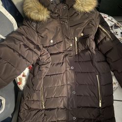Women’s Michael kors puffer jacket  (new)