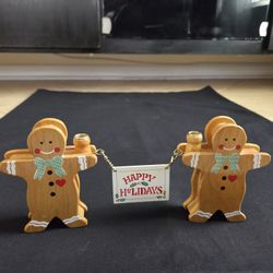 1993 H.D Wooden Gingerbread men Candle Holder Decor By D.C.I SIZE 5"X12"