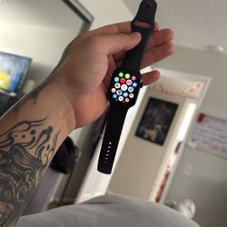 Apple Watch SE 44mm