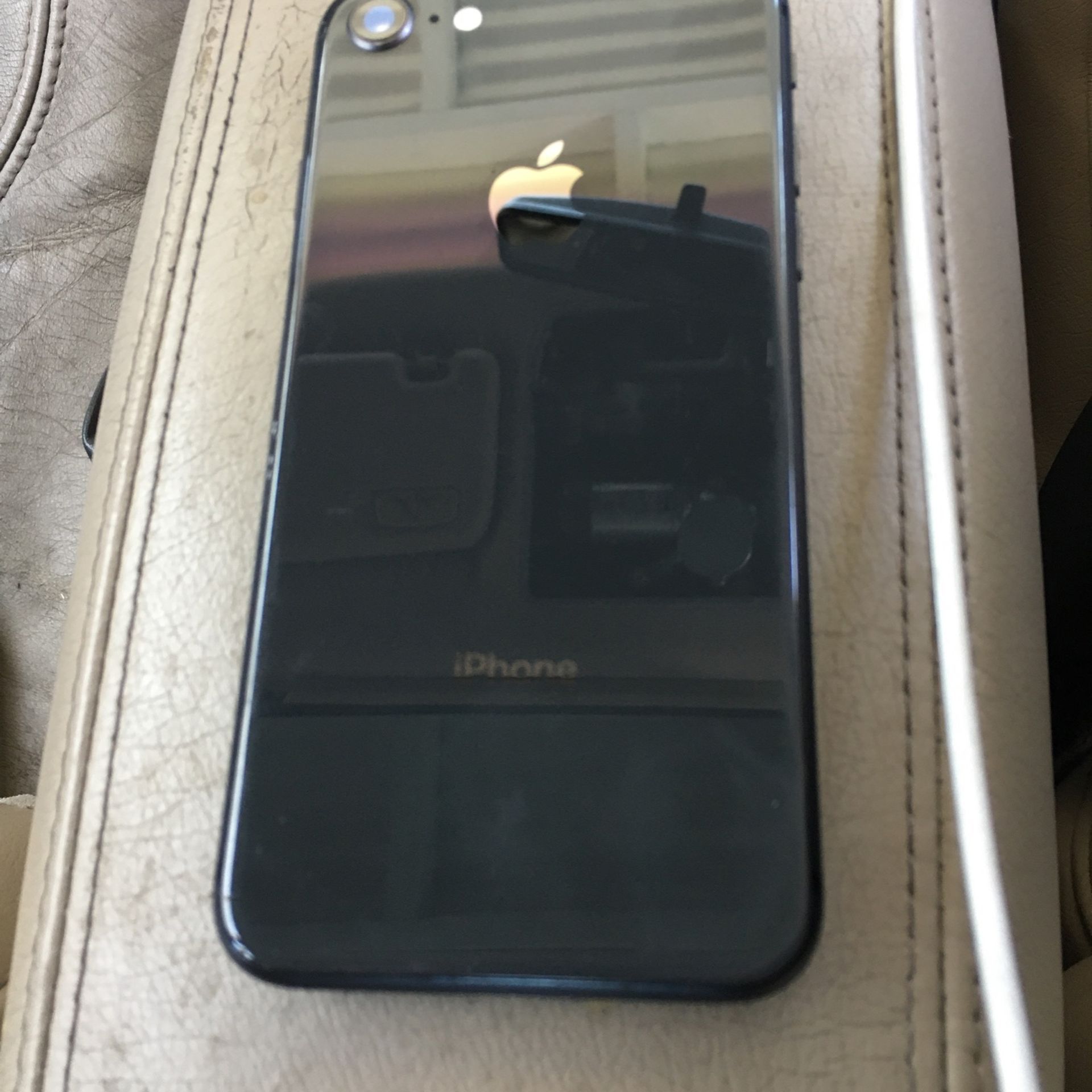 iPhone 8 64gb