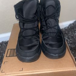 Snow Boots