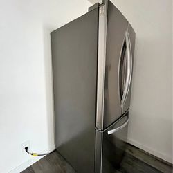 French door refrigerator