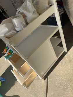 Changing table