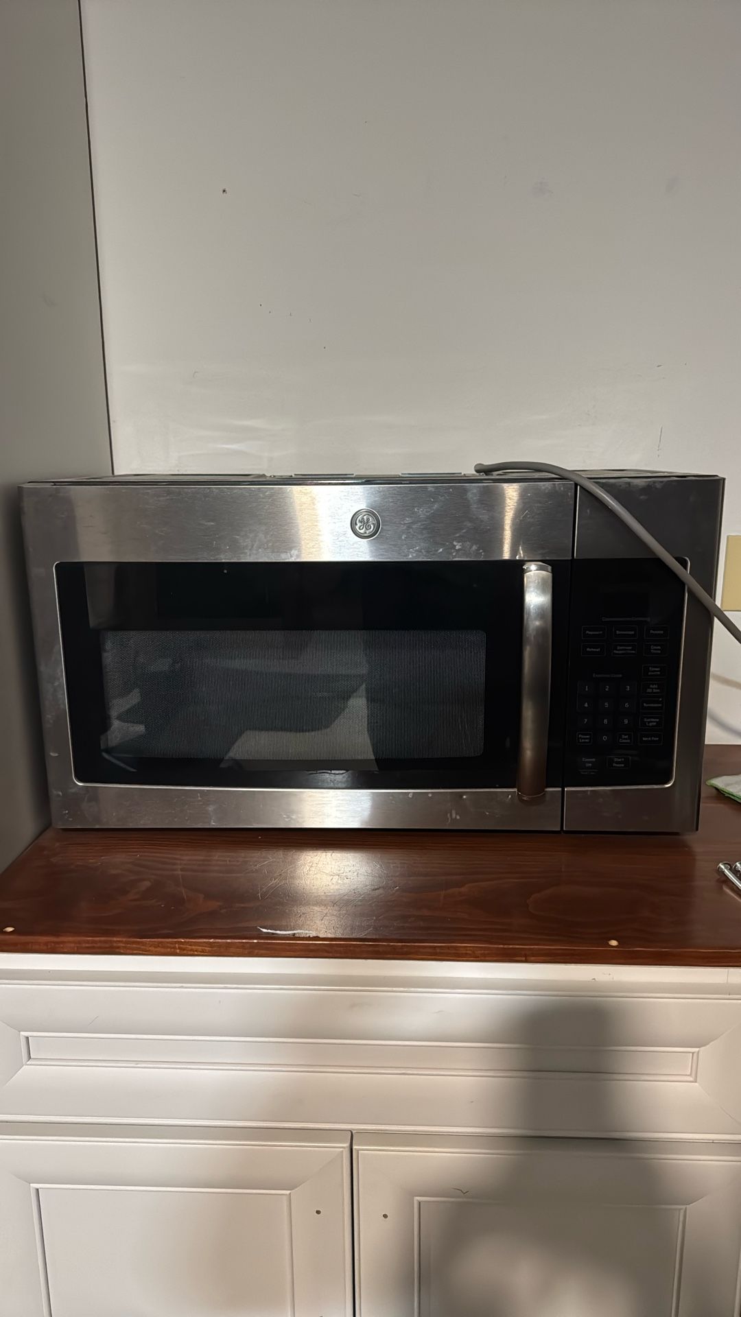 Free Over The Range GE MICROWAVE