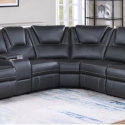 New 3 Recliner Sectional Couch! Free Delivery 🚚! Free Assembly !