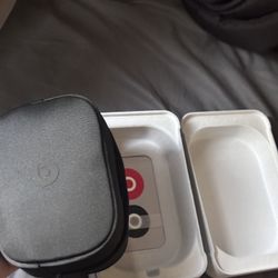 Solo 4 Beats (BRAND NEW)