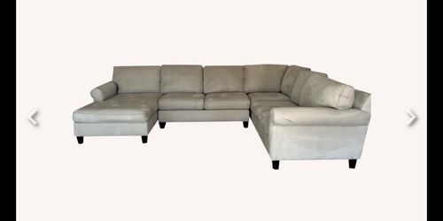 Haverty’s Sectional Couch