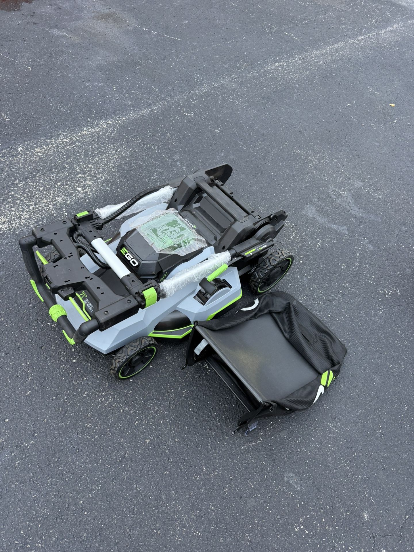 EGO POWER+ 1000 Series Super Composite Deck Select Cut 56-volt, 22-in Self-propelled Battery Lawn Mower