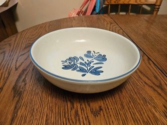 Pfaltzgraff Yorktowne Vegetable Serve Bowl
