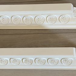 Shelves set of 2-white