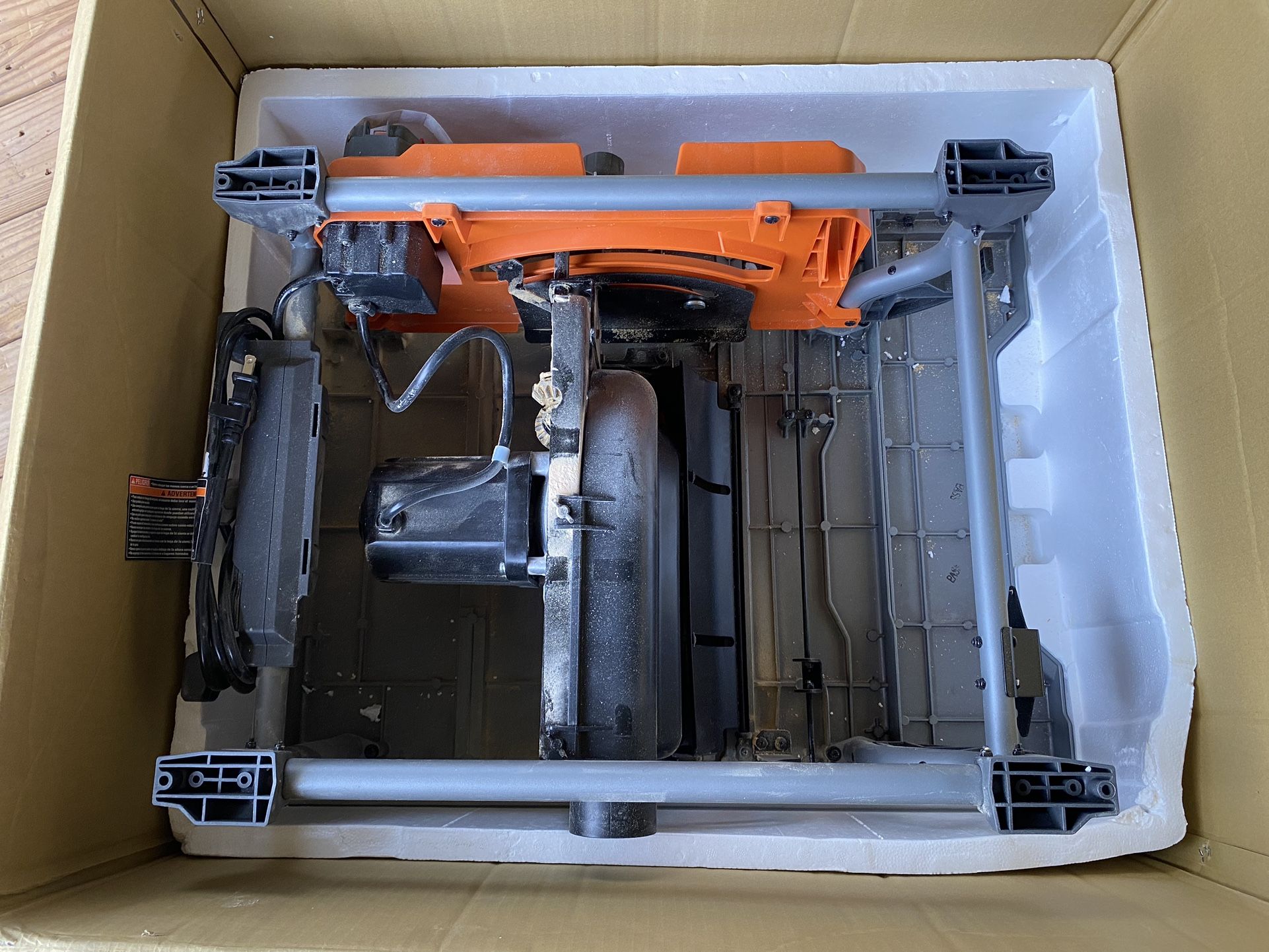 RIDGID 15 Amp 10 in. Portable Jobsite Table Saw with Folding Stand Used In Great Condition