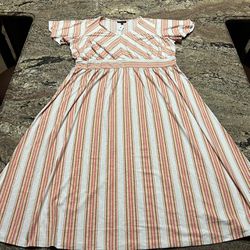 New Lane Bryant Dress Size 22/24 Retail  $89.95.