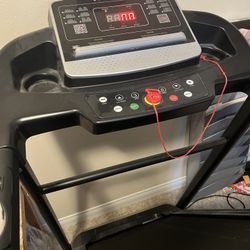 Famistar Treadmill - 52L” x 21W” x 47” H 