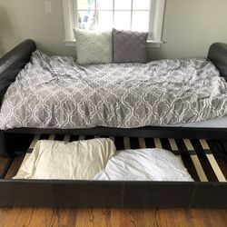 Black Daybed Trundle No