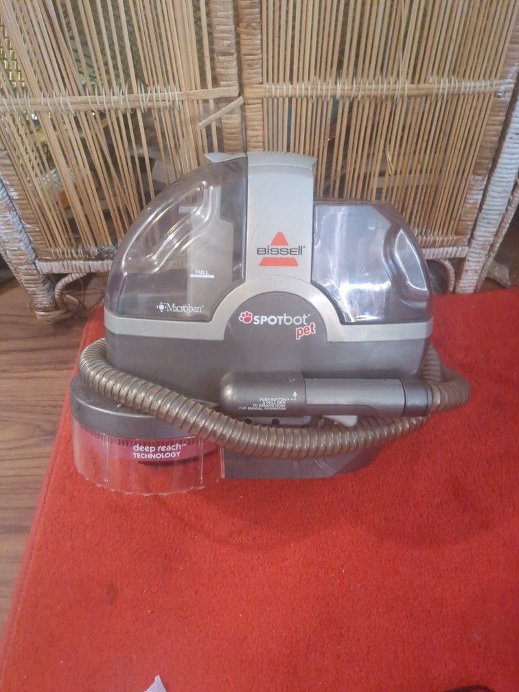 Bissell SpotBot Pet Carpet Cleaner Never Used