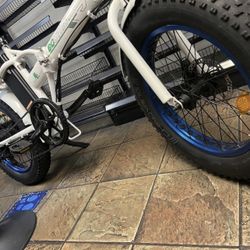 FAT TIRE E-bike 