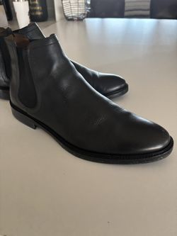 black boots size 41 = to 9.5