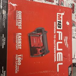 Milwaukee Fuel M18v 2 Gallon Oil Free Air Compressor Tool Only New $325 Firm In N Lakeland 