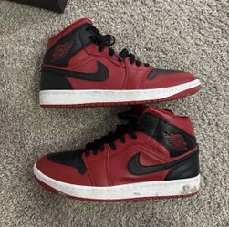 Jordan 1 Mid Reverse Bred 2021