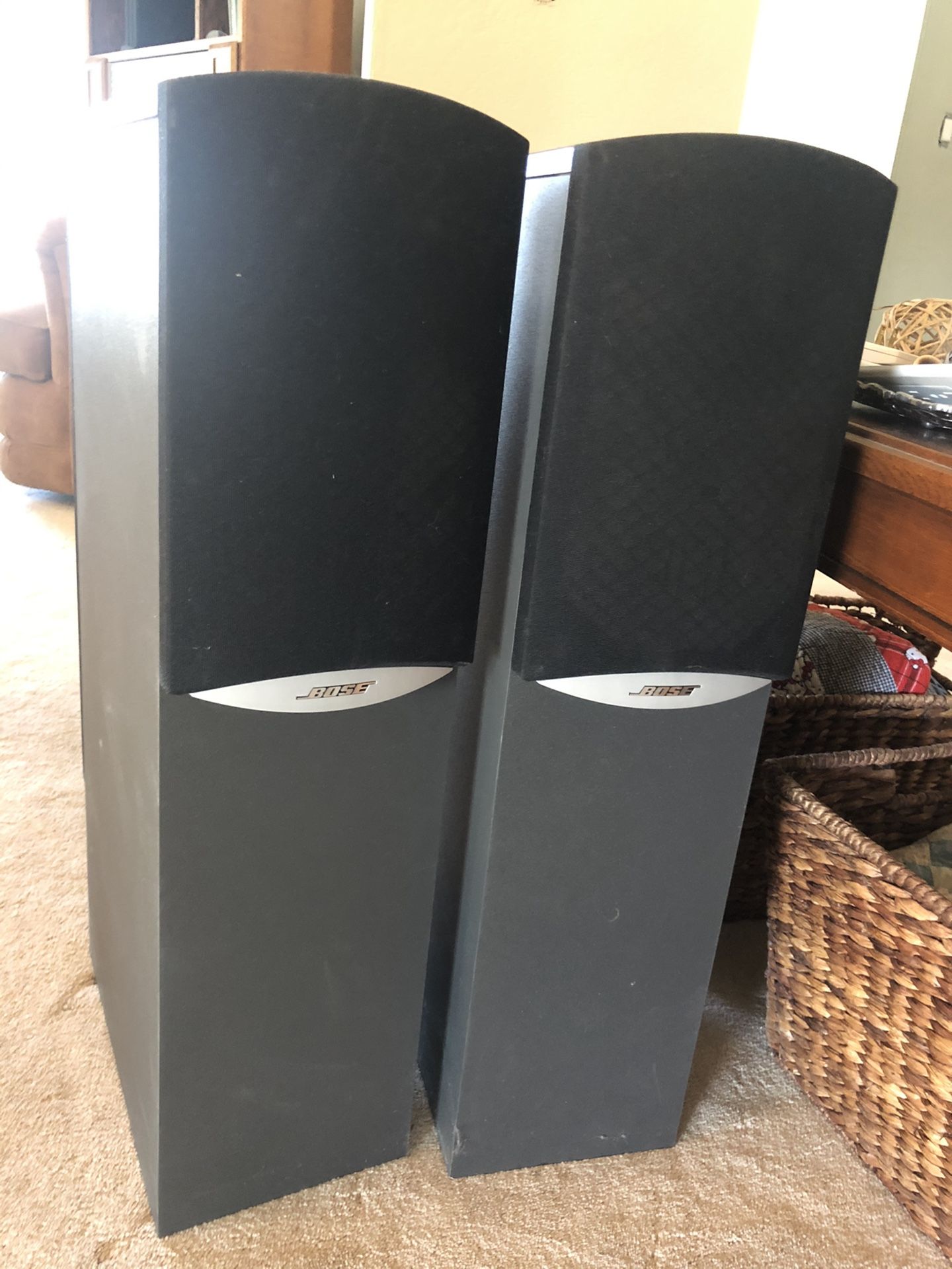 Bose 601 series IV floor standing speakers