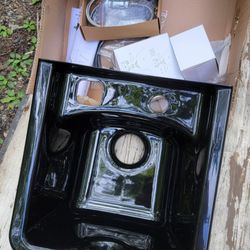 Hair wash salon sink with all the accessories