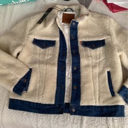 Levi’s Jaket In Size  XSmall And Medium