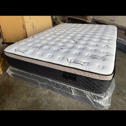 Queen Bamboo Plush Comfort Europillow Top 12inch Matres!!