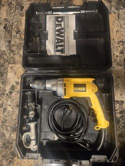 Dewalt DW236 7.8 Amp 1/2" Variable Speed Reversing Drill
