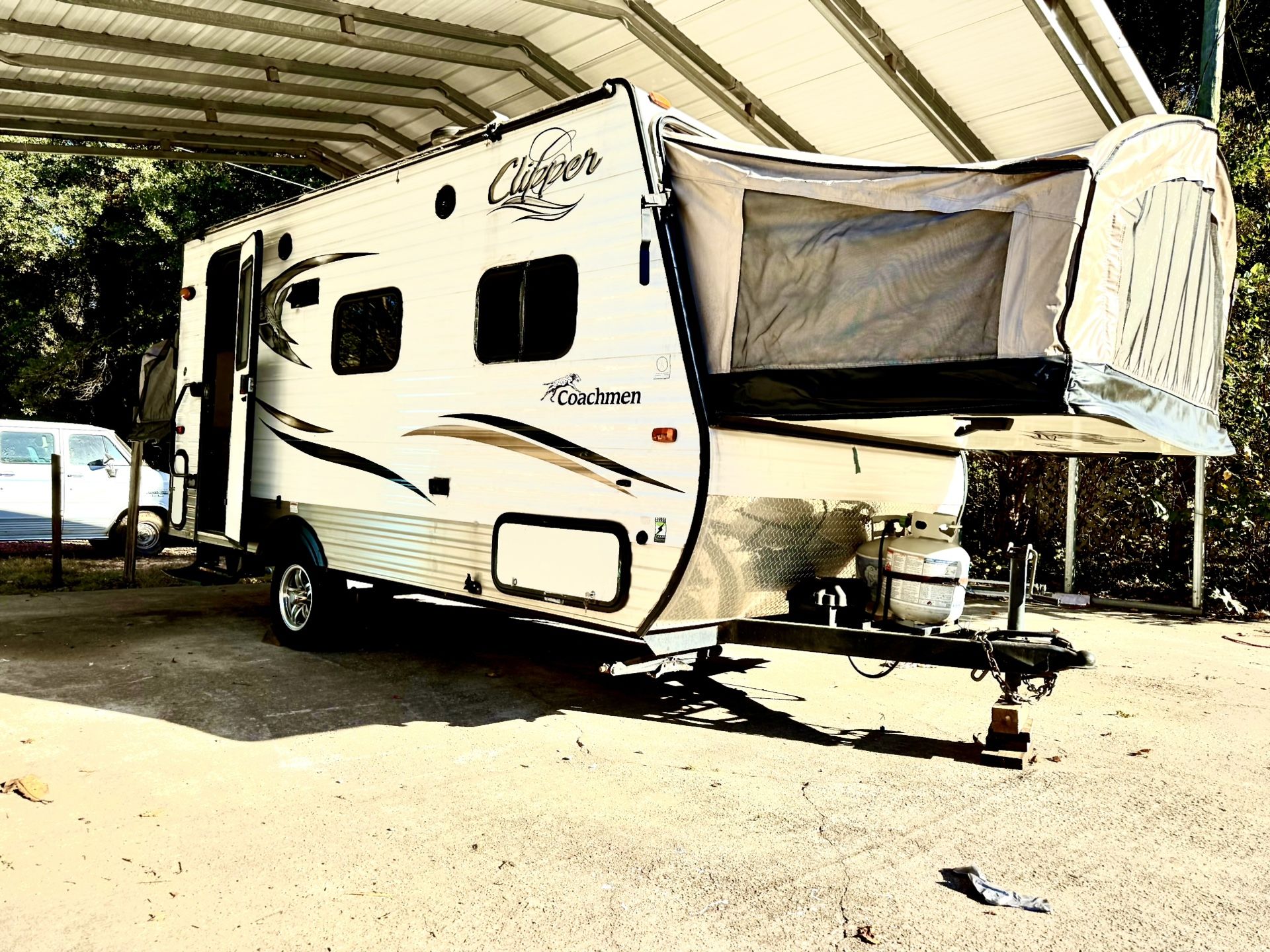 2015 Coachmen Clipper 