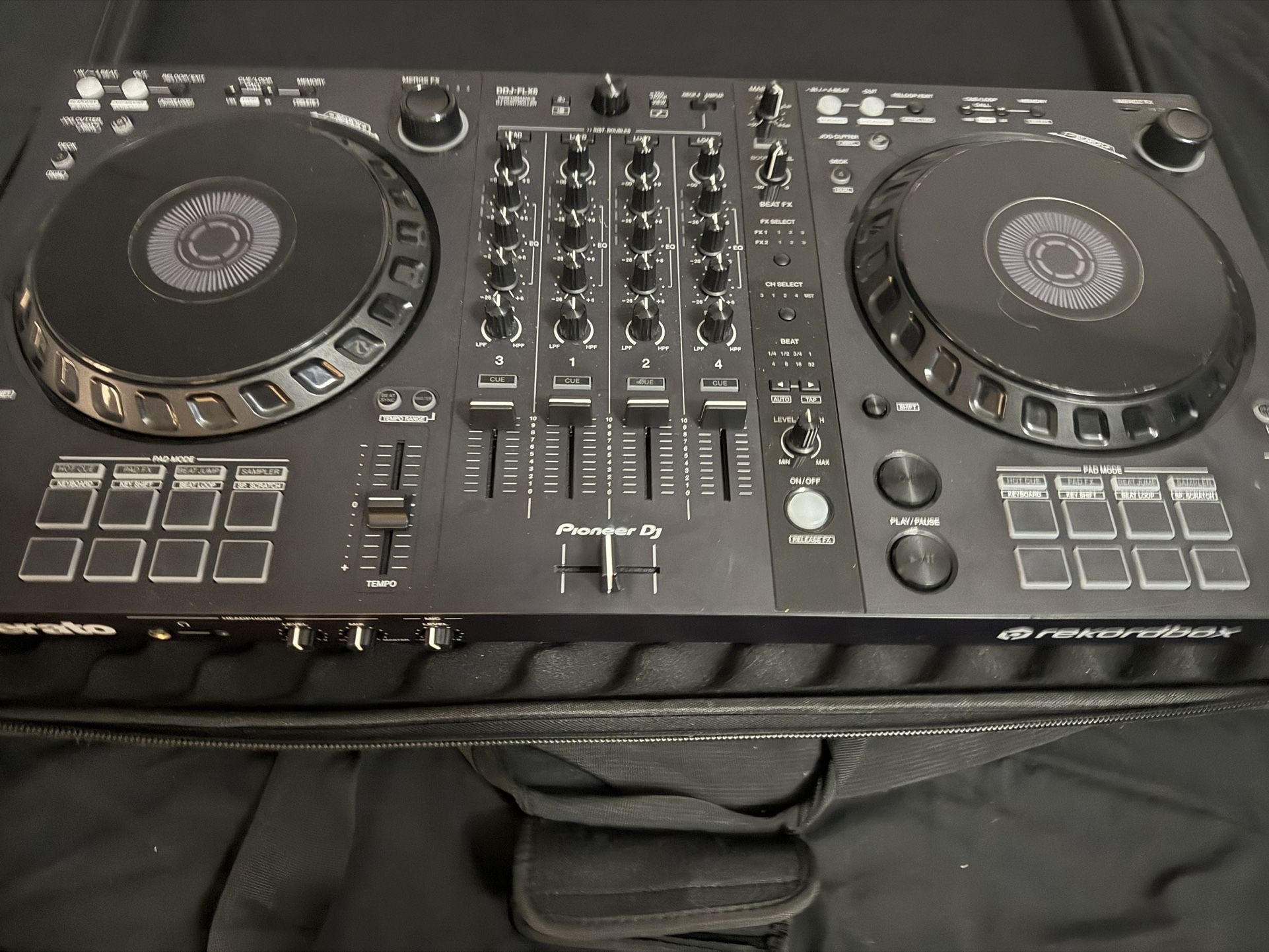 DDJ FLX6