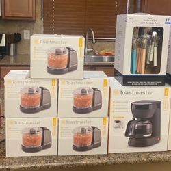 Brand new kitchen appliances-$15 each or 4 for $40! Higley and ray!