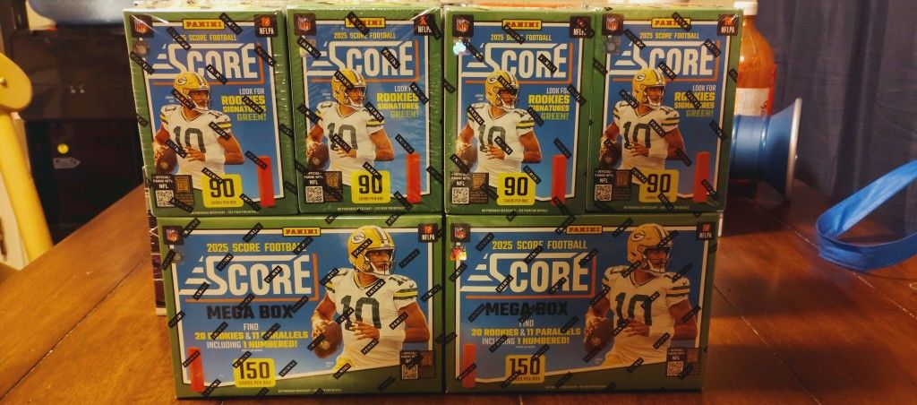 2025 NFL Score Football π Trading Cards π₯
