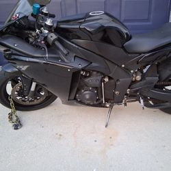 2010 Yamaha YZF R1