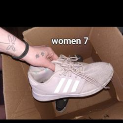 women adidas shoes size 7