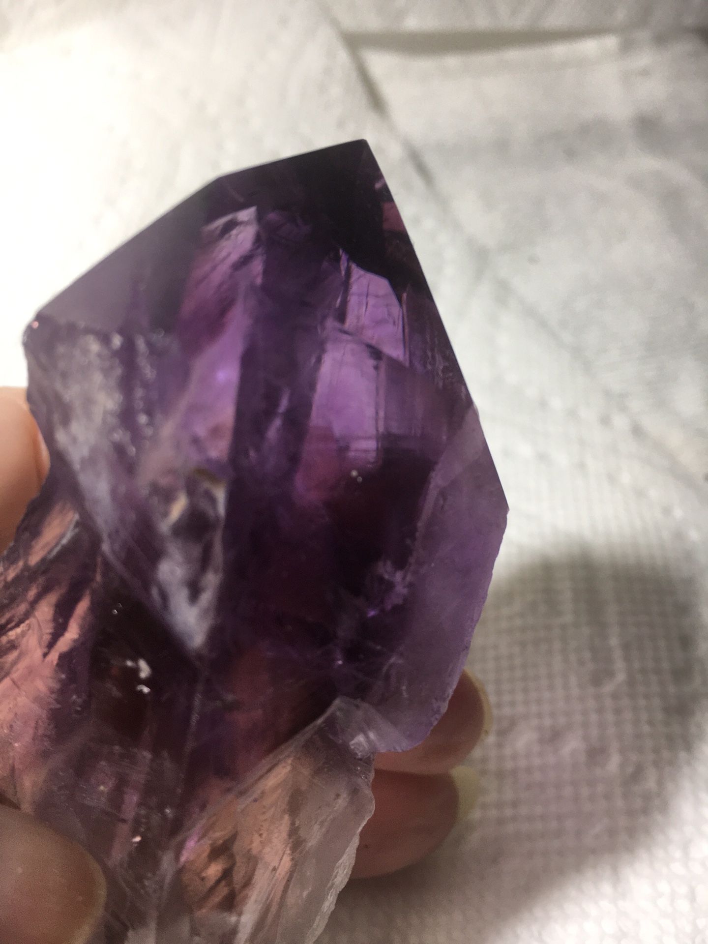 Beauty Amethyst Wand 6”x4” top 3” bottom of stone use It for Raki Healing