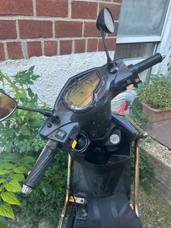 Electric scooter