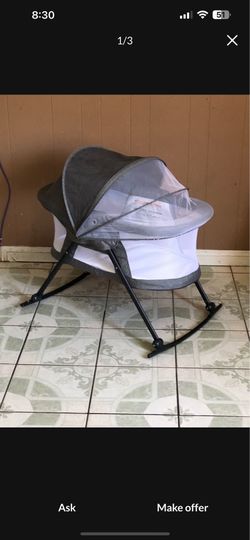 PRACTICALLY NEW PORTABLE BABY BASSINET!!!!