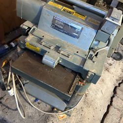 Paramedic 10 inch table saw