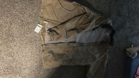Band new Carhartt heavy jacket