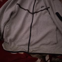 Nike Tech Xl