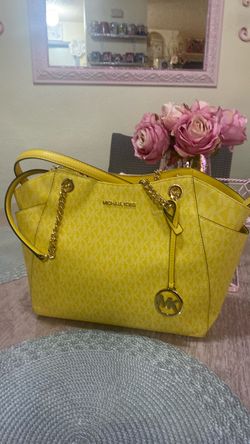 New Michael Kors purse